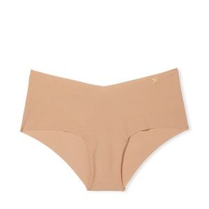 NWOT SEXY ILLUSIONS BY VICTORIA'S SECRET
No-Show Cheeky Panty Seamless Panty M